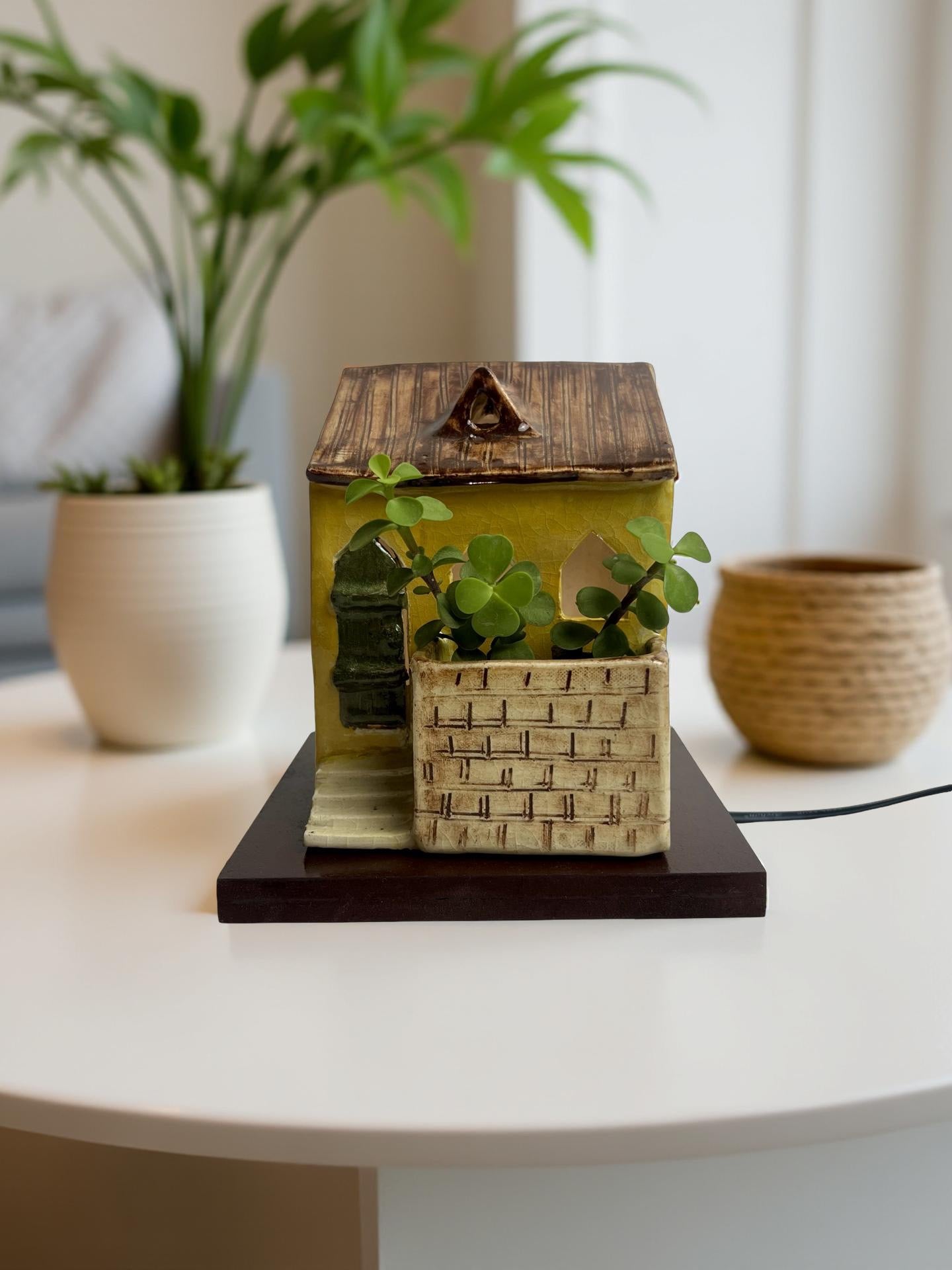 Garden Nook Lamp