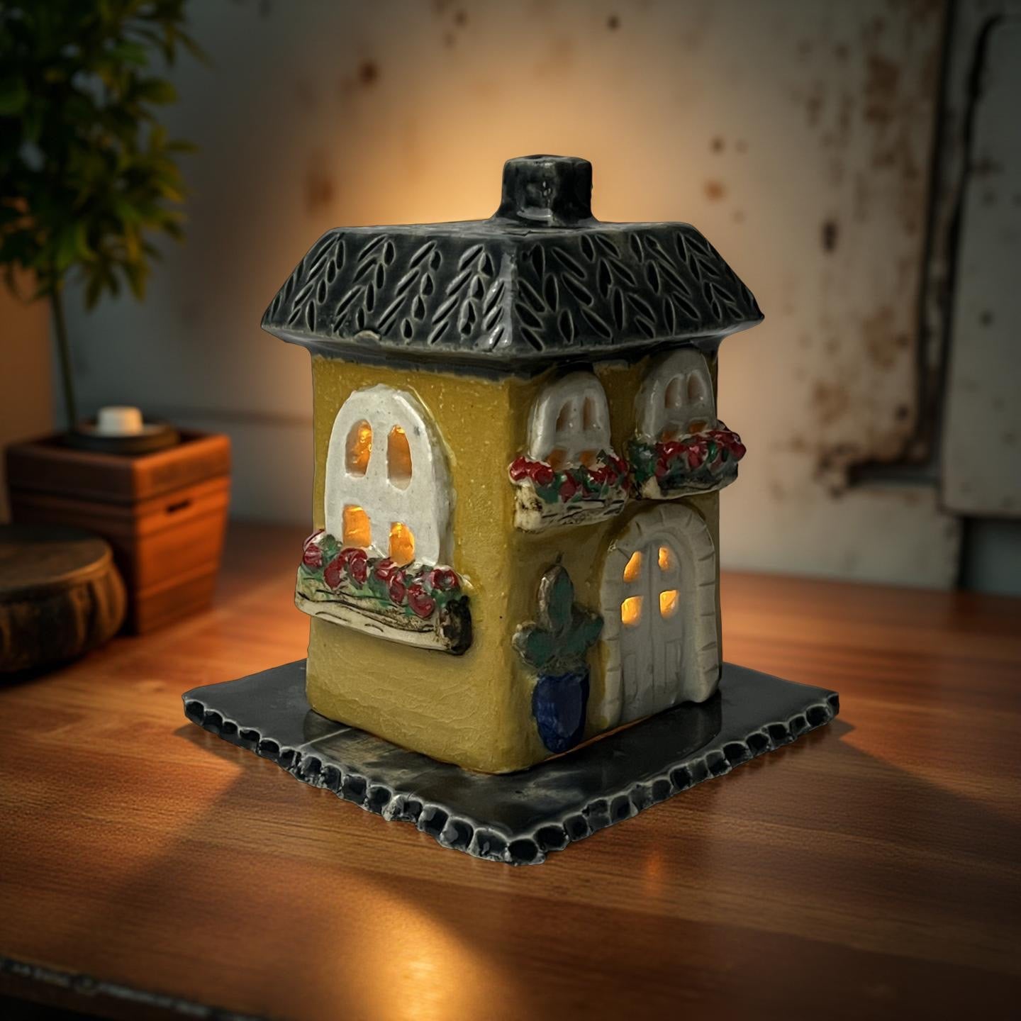 Floral Alp Tea Light Cottage