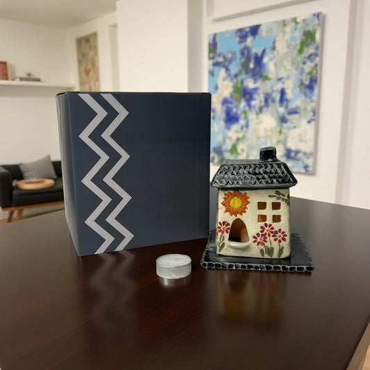 Blooming Meadow Tea Light Cottage